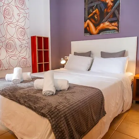 Al47 Spacious Near Fenals