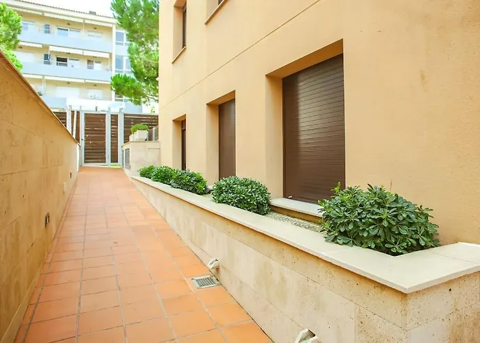 Al47 Spacious Near Fenals Apartment Lloret de Mar