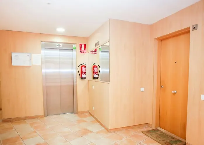 Al47 Spacious Near Fenals Apartament