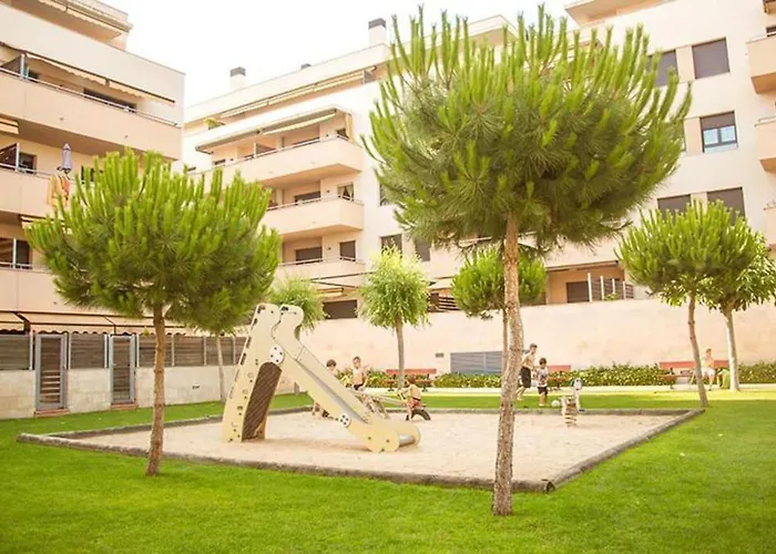 Al47 Spacious Near Fenals Apartament *